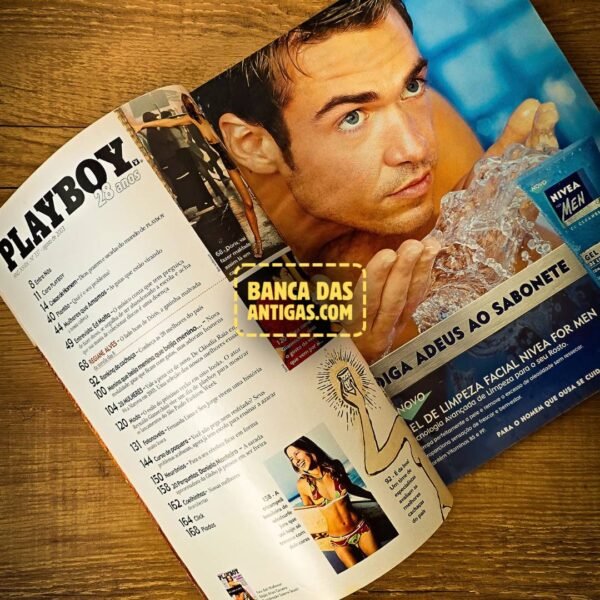 Revista Playboy - Edição Regiane Alves - Agosto de 2003