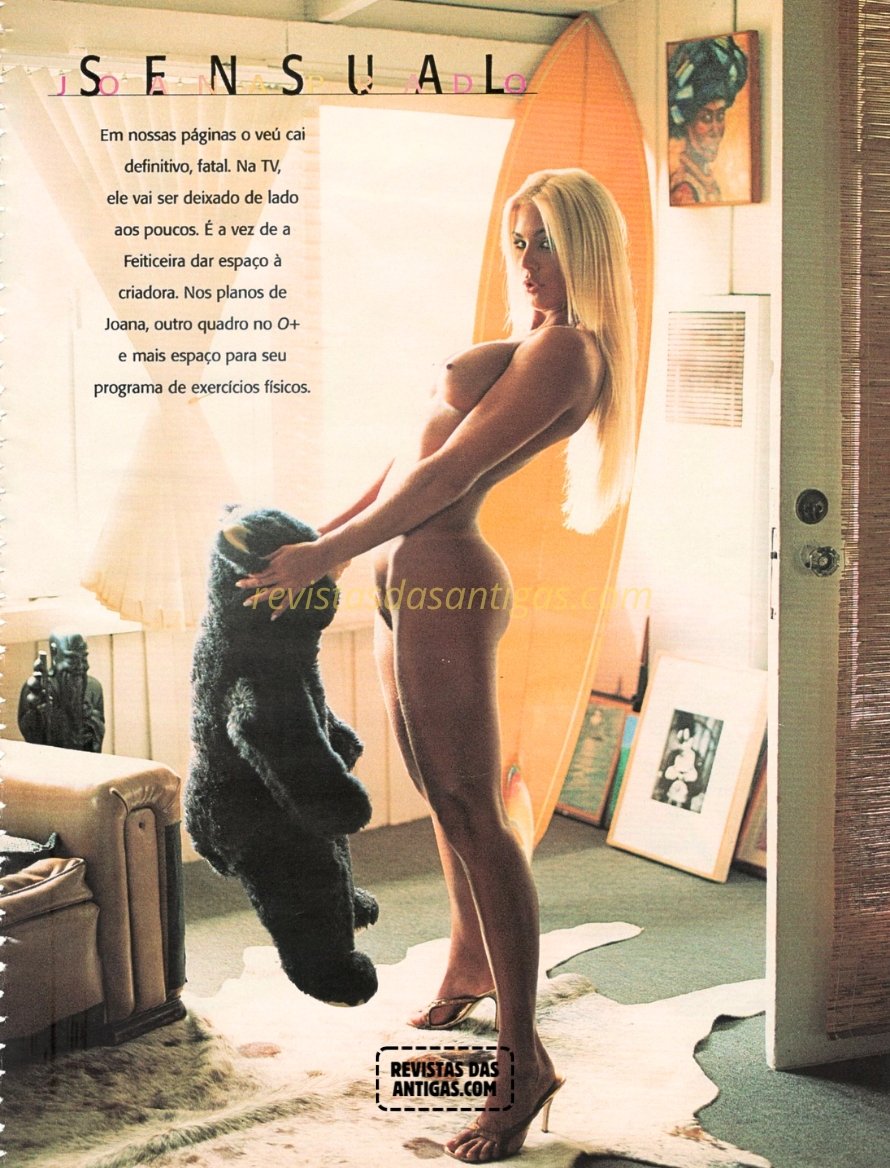 Feiticeira em Fotos Nuas restauradas da Playboy, sem censura