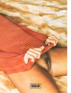 Helen Ganzarolli em Fotos Nuas escaneadas da Playboy, sem censura.