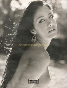 Helen Ganzarolli em Fotos Nuas escaneadas da Playboy, sem censura.