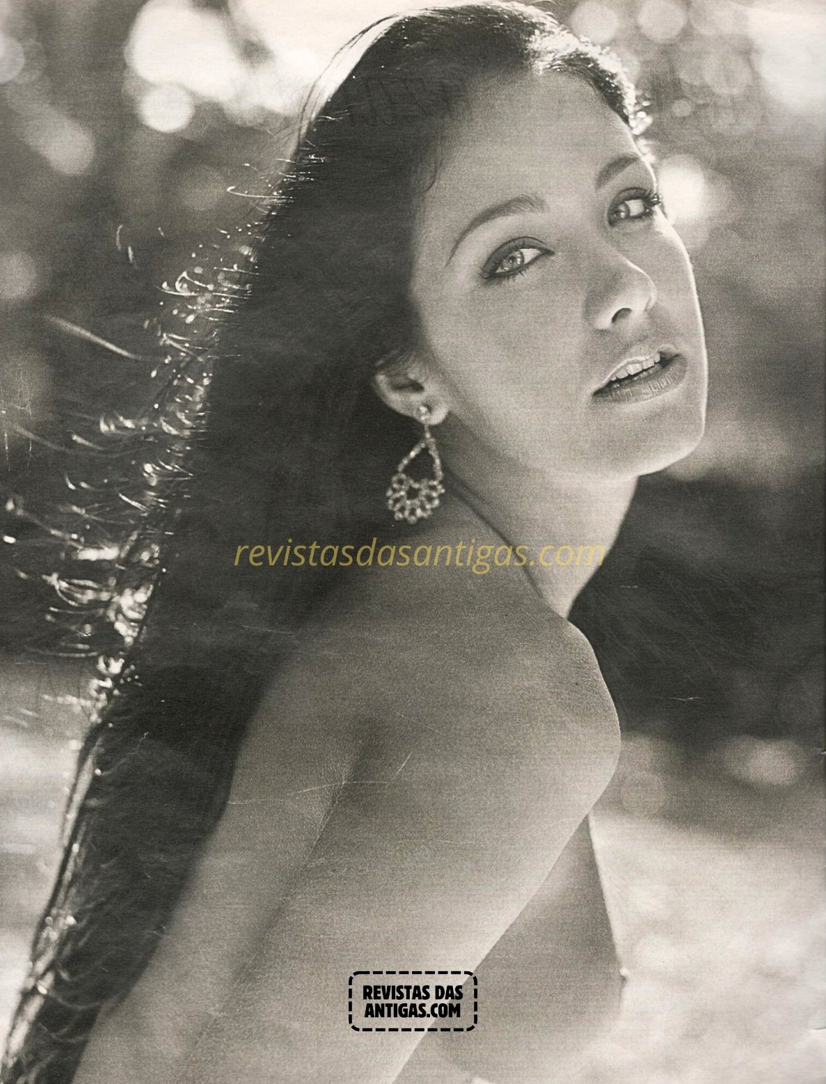 Helen Ganzarolli em Fotos Nuas escaneadas da Playboy, sem censura.