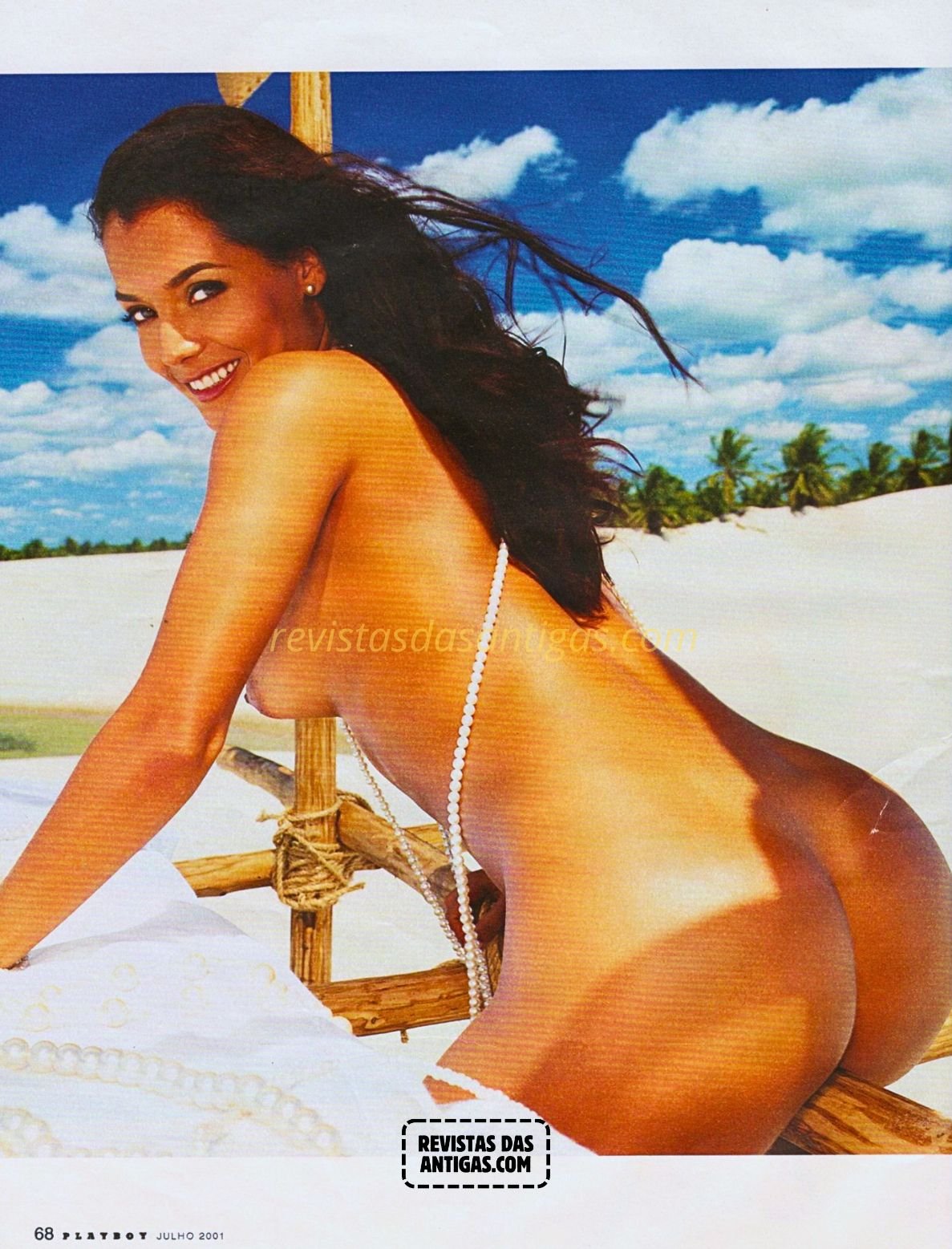Mônica Carvalho em Fotos Peladas